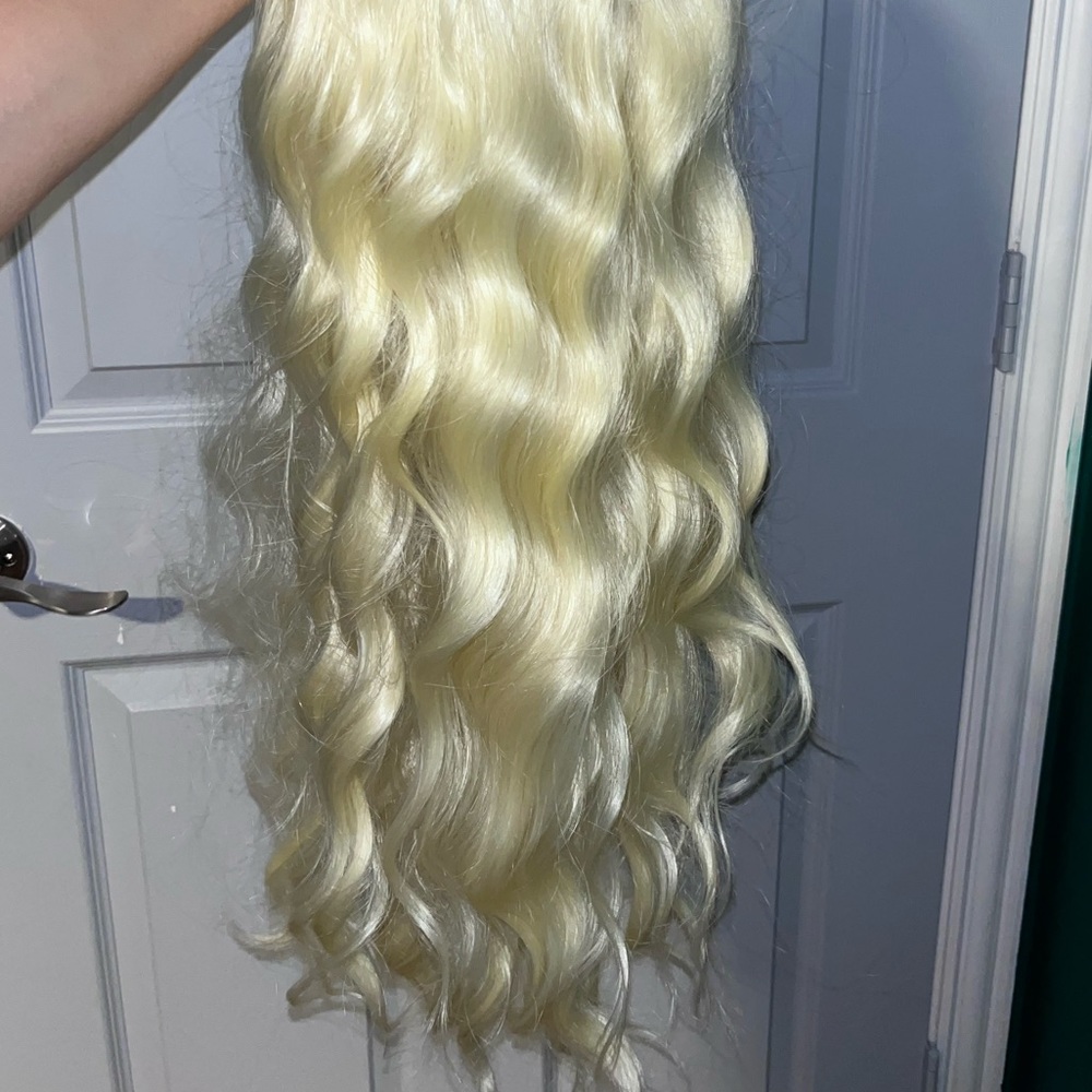 Lace front wig - Picture 5 of 5